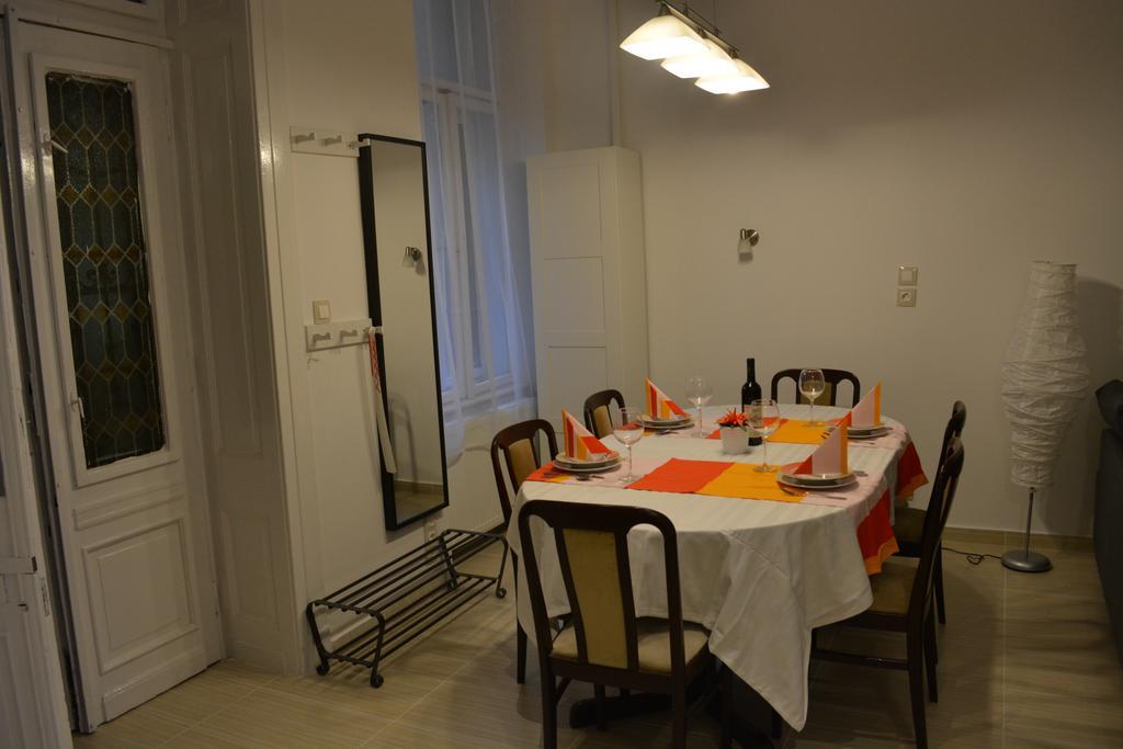 Appartamento Erkel Apartman *